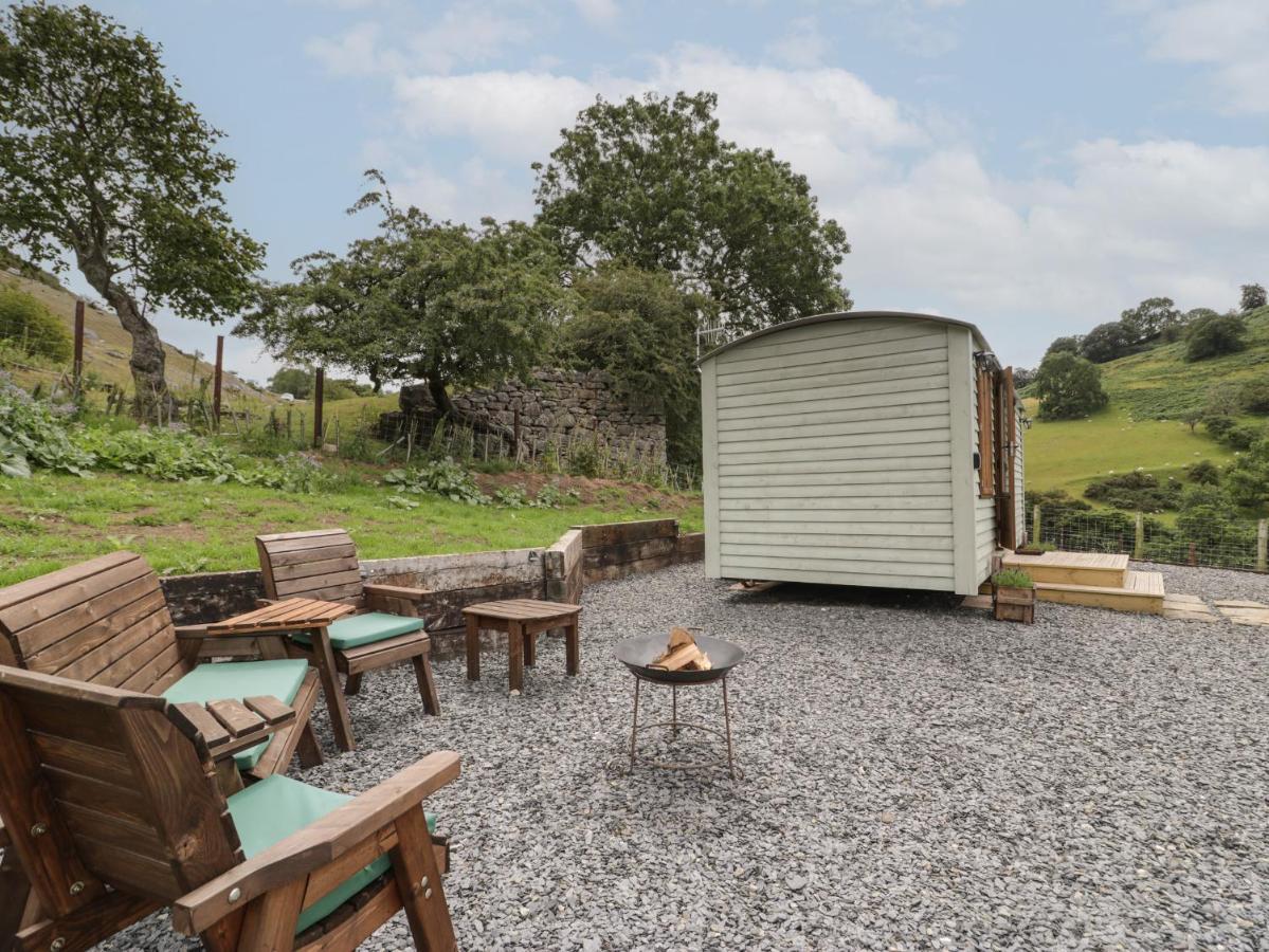 Tan Y Castell Shepherds Hut Llangollen Buitenkant foto